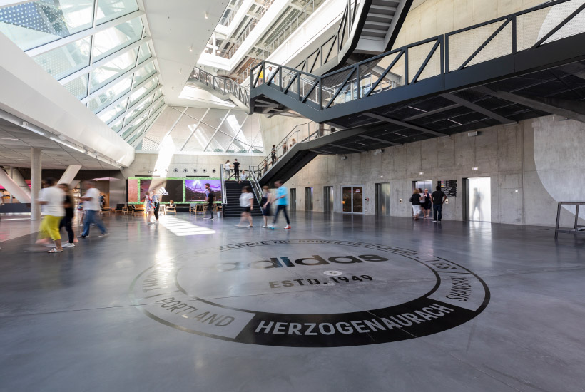 Mit der Eröffnung des Arena-Gebäudes während des 70-jährigen Campus-Festivals schloss adidas die Erweiterung seines Hauptsitzes in Herzogenaurach offiziell ab. (Foto)